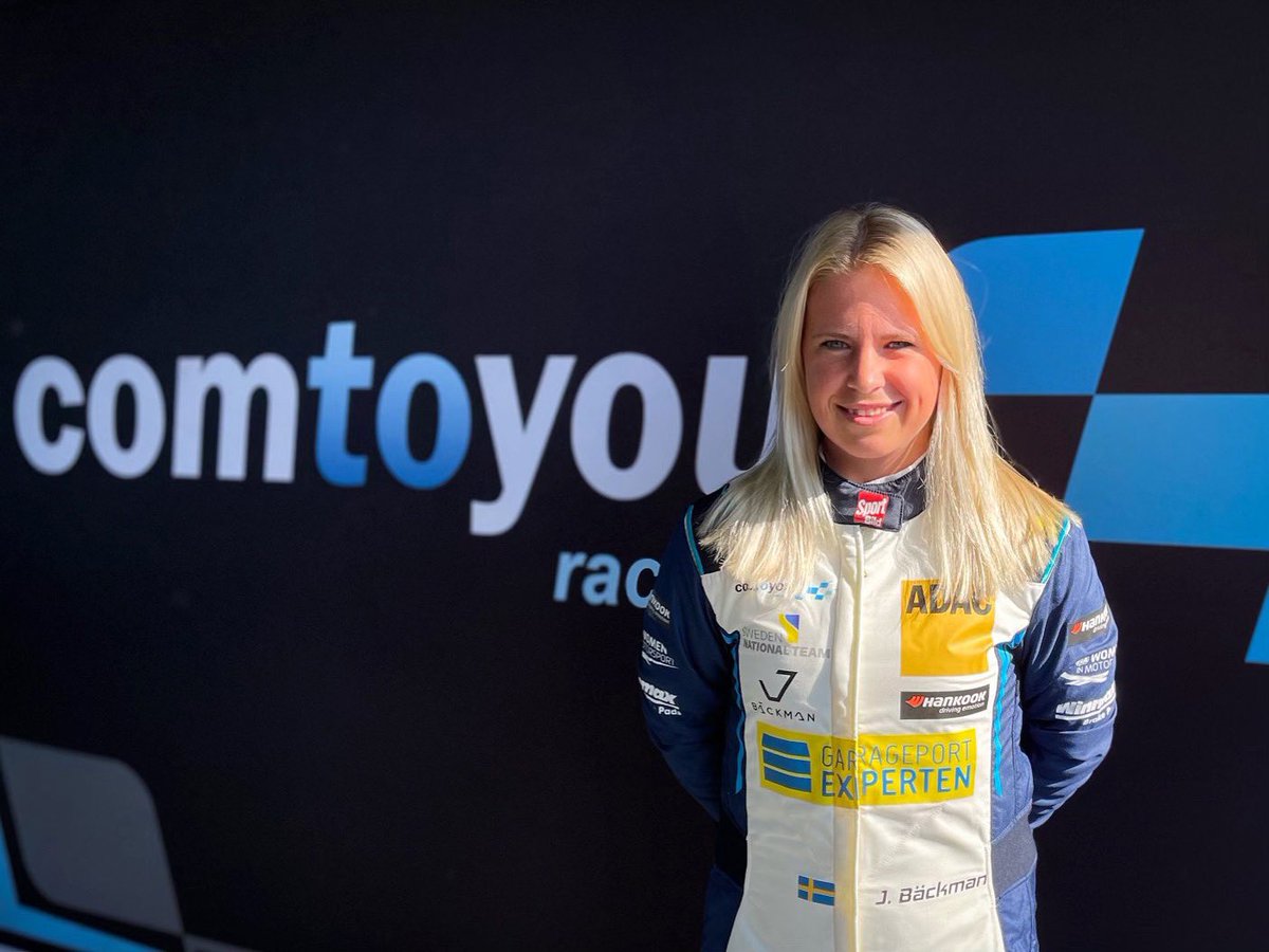jessbackman's tweet photo. New suit 🥰
Ready for tomorrow’s track action!💪🏻
FP1 08:00
FP2 11:45
Q1 17:00
Q2 17:30
Link to live timing: https://t.co/a42ntY217z
#ADACTCRGermany #Comtoyou #Audi #Sachsenring #Garageportexperten #SunOff #JABaeckman #FIAWim #SwedenNationalTeam https://t.co/eAu6VFFuCj