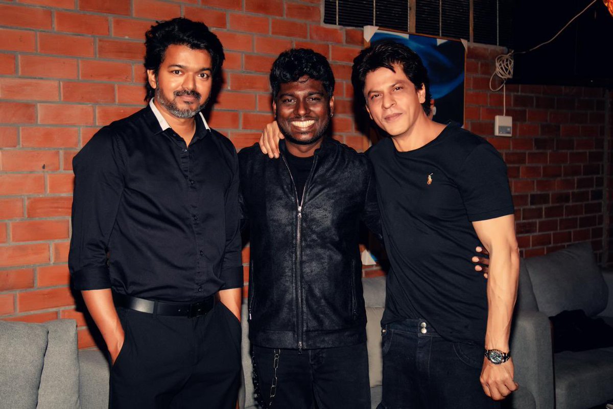 BussyAnand's tweet photo. Thalapathy @actorvijay Sir.! @Jagadishbliss @RIAZtheboss @TVMIoffl https://t.co/B5CitJN3Uj
