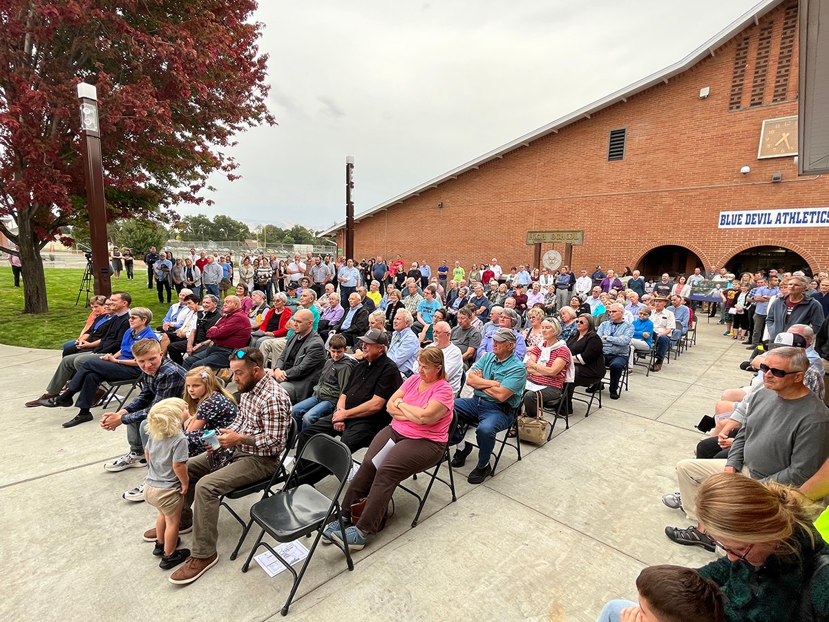 wwschools's tweet photo. History was made at Wa-Hi Sept 21 as @wwschools supporters &amp; alumni celebrated during the ribbon cutting ceremony marking the final steps of the campus-wide bond-funded renovation. Guests also toured the updated classrooms &amp; renovated facilities. See more: https://t.co/li5hTdOOB1 https://t.co/CFpjDjhzKC