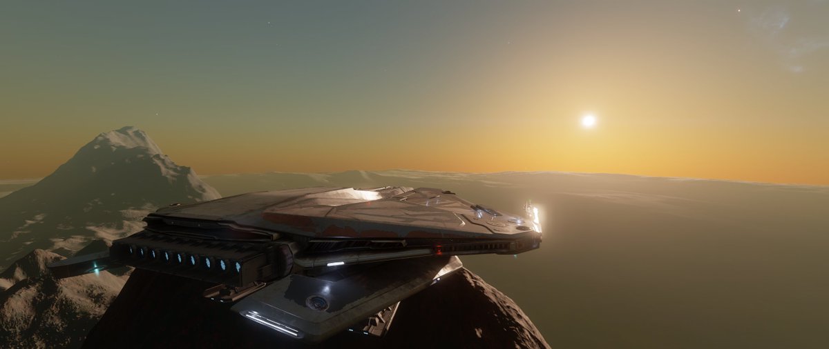 Poison stunnish foggy sunrise ! o7
#stellarscreenshots #EliteDangerous