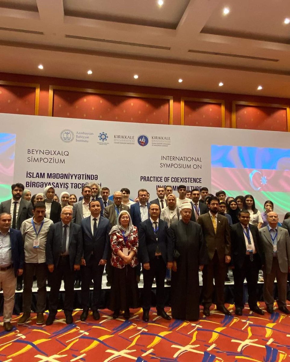 Azerbaijan: sharing remarks in the concluding session of the international symposium on “Practice of Coexistence in Islamic Culture” organised by Azerbaijan Institute of Theology. 
#islam #peace #coexist #culture 
#baku #azerbaijan #Pakistan 
#sultanbahoo