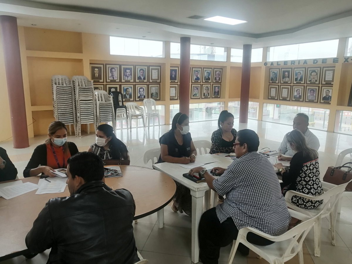 JPSantaRosaEC's tweet photo. [Ahora] La Jefa Política Flor Masache se encuentra en la Reunión de Coordinación Interinstitucional para conformar la Red de Movilidad Humana en el Marco de la Ordenanza para la Protección y Promoción de los Derechos de las Personas en Movilidad Humana en el Cantón Santa Rosa. https://t.co/OMEC8Y3AB7