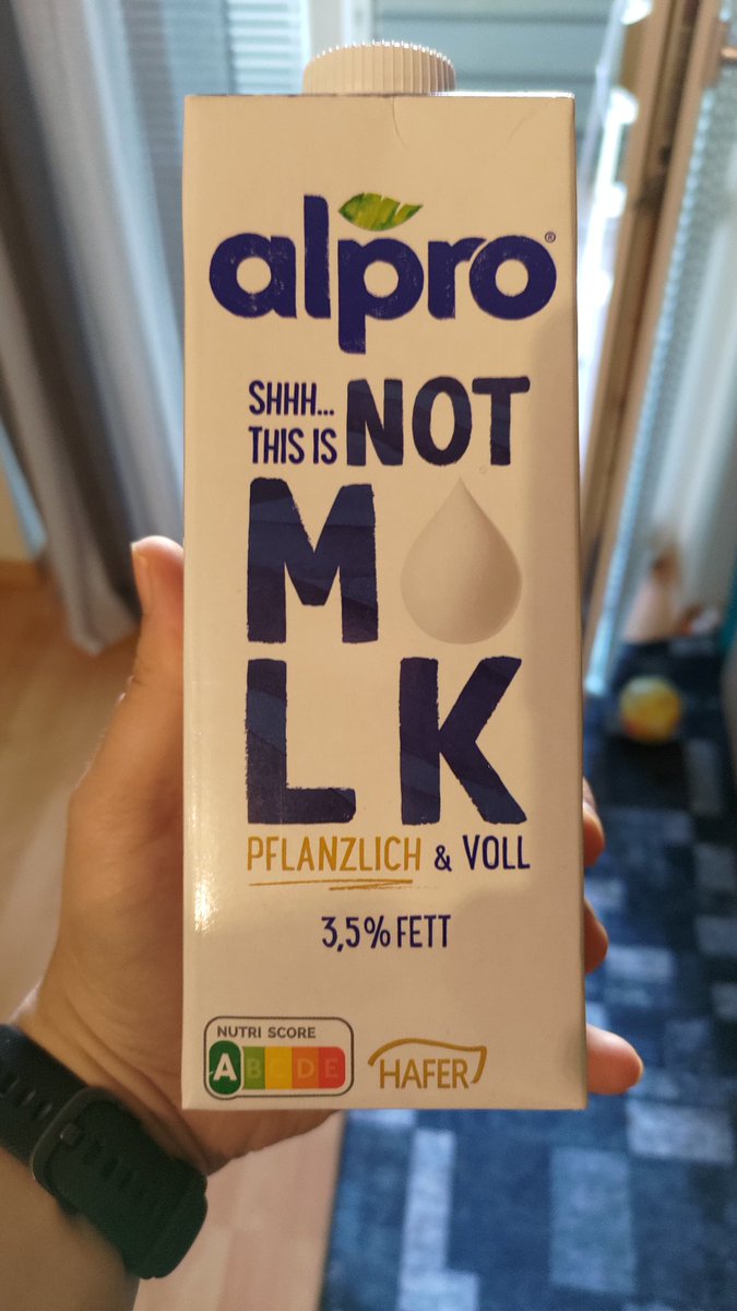 HeikarGaming's tweet photo. Heute mal eine Bezugsquelle für Alpro Not M*Lk gefunden. Holy Hafer, ist ja wirklich eine geile Alternative! Bisherige Alternativen fand ich nie lecker! Einzig der Proteingehalt ist natürlich geringer, dafür aber kein Zucker und mega lecker! 🤤
@Alpro #notMlk https://t.co/qs7QtrZ6Je