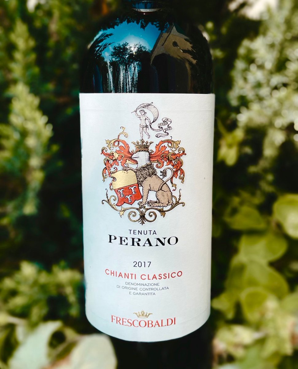 🍷 Full-bodied, round and juicy describes this red beauty perfectly. This Tuscan red is bright, filled with red and black berries with a spicy floral finish, and will pack a punch with any of our charcuterie meats. #Trova 

#dallaswinebar