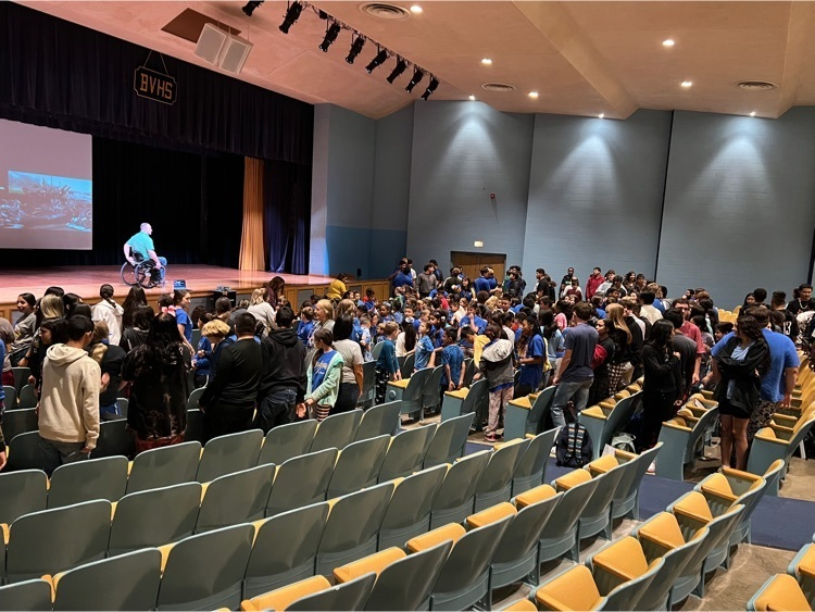 BuenaVistaISD's tweet photo. Thank you @TysonDever for coming and sharing your story with our kiddos. Expectations and believing in yourself! #ALLIN #BuildTheDream https://t.co/h0Rkn2tCla