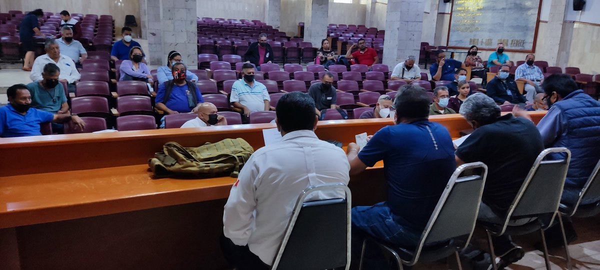 sicotrapej's tweet photo. Que tal!!! Ya estamos en las #juntaslocalesparalosrepresentantesdelimss en las instalaciones de la #CTM excelente jueves para todos!!! #sicotrapej #transportepublico #peribus https://t.co/SyfQKQtY75