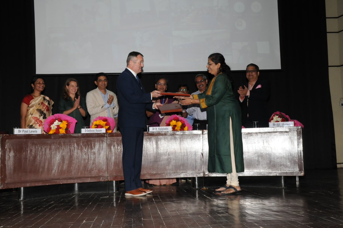 The <a href="/csir_ind/">CSIR, India</a> and the Royal Society of Chemistry (RSC), India have partnered to support outreach programme in India designed to promote the chemical sciences in schools and also in universities. The MoU was signed by <a href="/GVRayasam/">Dr Geetha Vani Rayasam</a> and <a href="/RSC_DCEO/">Paul Lewis</a>