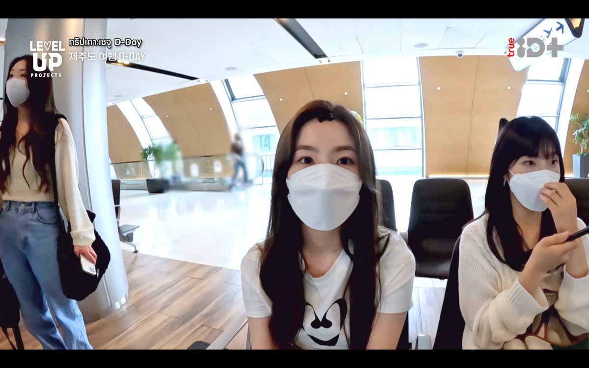 TrueID_TH's tweet photo. 🥰สาวๆ Red Velvet พร้อมออกเดินทางแล้ว #ReVeluv พร้อมรึยัง?
เปิดดูเลย Level Up Project Season 5 Ep.1-2 ที่ #TrueID คลิก https://t.co/iQj3vijHSp
รับชมได้ผ่านแพ็กเกจทรูไอดี พลัส และ #TrueIDUnlock
#TrueIDKoreanVariety #LevelUpS5xTrueID
#RedVelvet #LevelUpS5 https://t.co/8AGZ99lOLd