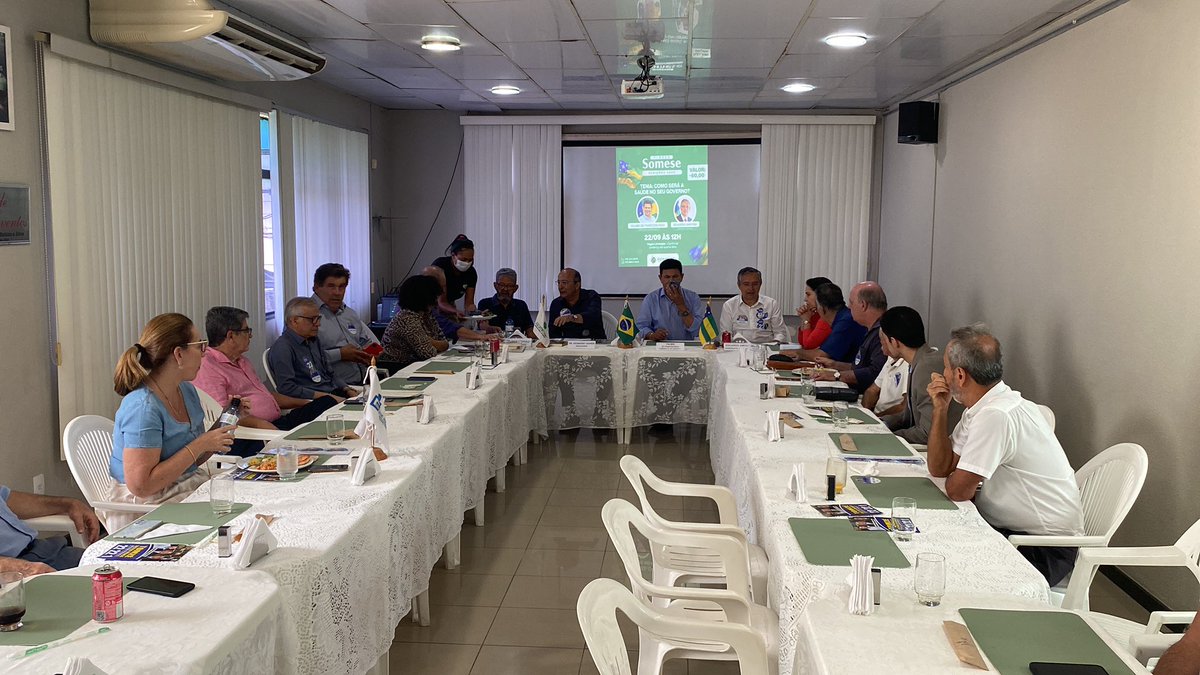 Vamos ampliar os debates sobre Saúde? Reafirmamos, hoje, nossas defesas as pautas médicas, da qual faço parte, durante almoço na <a href="/SOMESEoficial/">Somese</a>. O nosso candidato ao governo de Sergipe, <a href="/valmirdesergipe/">Valmir de Francisquinho</a> também estará presente. 

#EduardoAmorim222