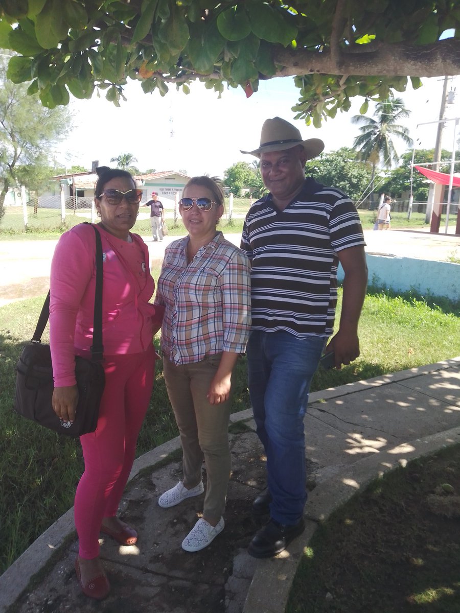 #Saludporlavida Se desarrolla Feria por la vida en el consejo popular Tunas de zaza #SanctiSpiritus  #Cuba #Vamosjuntos