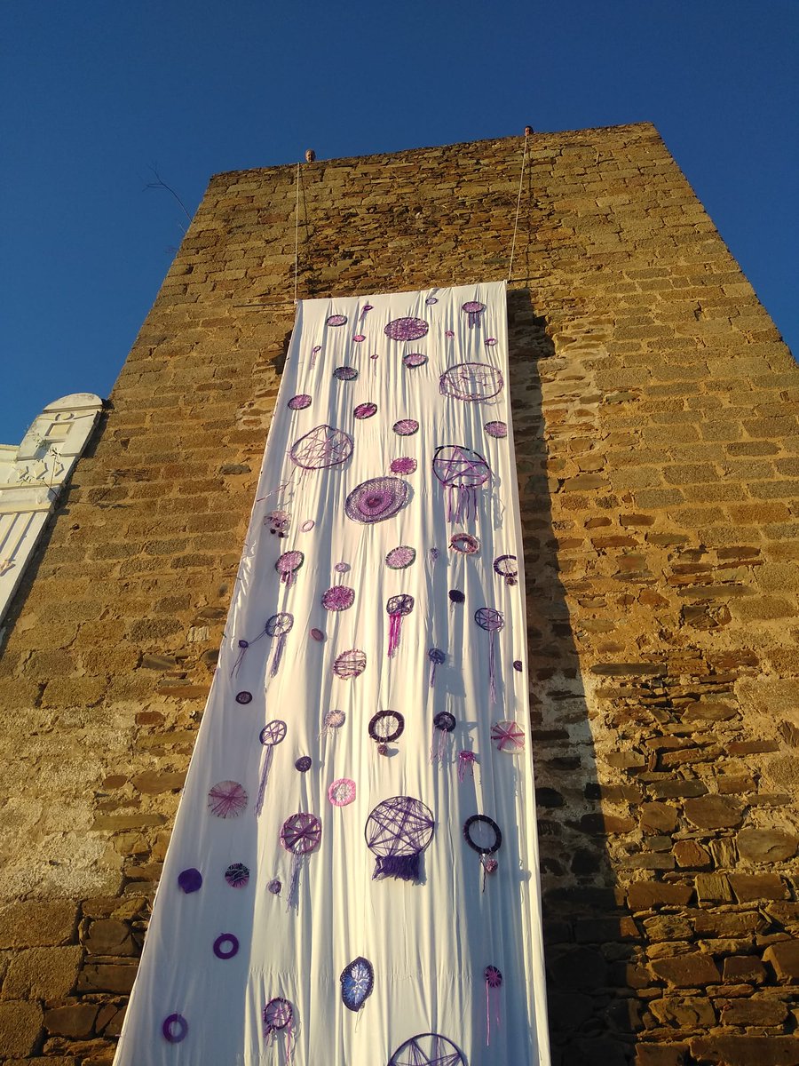 olivenza.hoy.es/pendon-visibil…
Un pendón visibiliza los actos de conmemoración del Día del Alzheimer 
La celebración se desarrolla en este jueves 22 de septiembre y el viernes 23 con una charla sobre esta enfermedad en la Universidad Popular