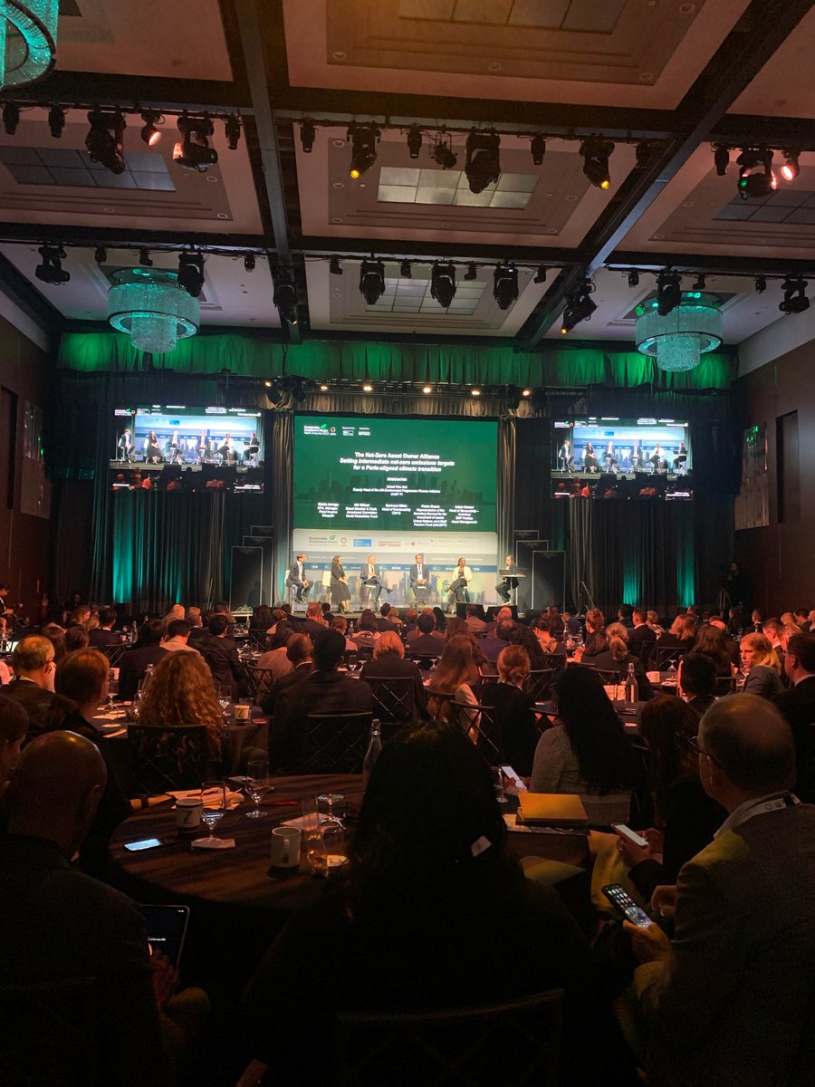 oceanfdn's tweet image. TOF’s very own Jason Donofrio is #MakingWavesforClimate at the Sustainable Investment Forum at #ClimateWeekNYC 🌊