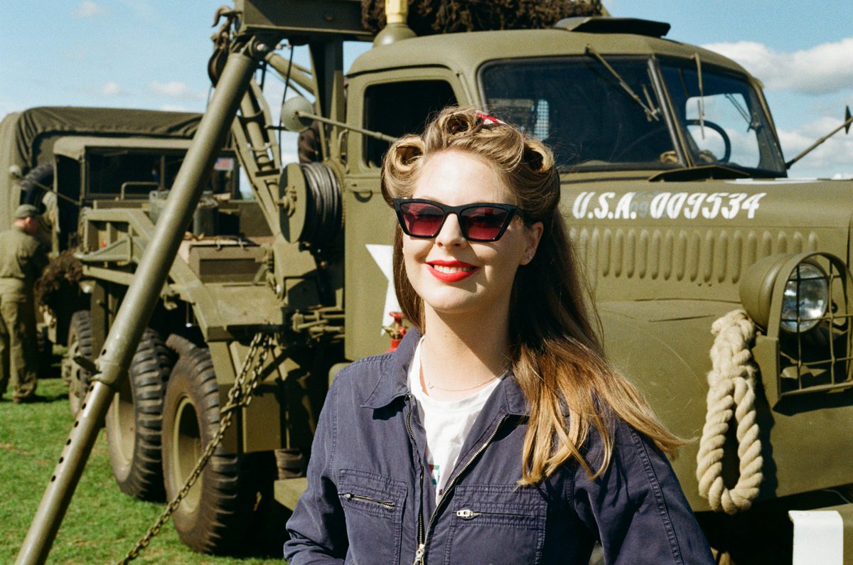 Matjoez's tweet photo. Here are some film photos I took from this weekend at the glorious @goodwoodrevival in Chichester, England 🏎️📸 Shot on a Canon A1 with Portra 200 film. https://t.co/cWT94iVuGf