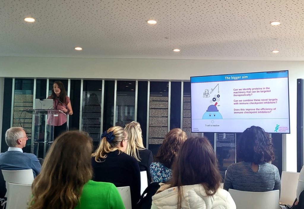 sysbioire's tweet photo. Prof Jonathan Bond and PhD student Martina Kreileder giving their research presentations at this afternoon’s #POIShowcase. Great to hear more about the exciting #cancerreasearch going on in SBI. @PrecisionOncIre @ucddublin @jbond2019 @KreilederM https://t.co/TYGGSEso5J