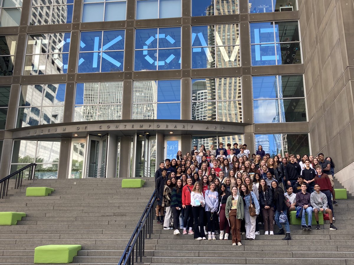 hrockwell_nbct's tweet photo. After a 3 year break, APIA has returned to Chicago’s MCA! @220Arts @BHSEnglish220 https://t.co/SxkCTF21es