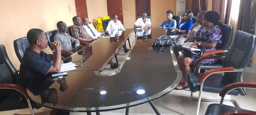 One of the minimum <a href="/WHO/">World Health Organization (WHO)</a> IPC requirements is to build a strong network of secondary &amp; tertiary health facilities conducting healthcare-associated infection surveillance 

Our #TurnNigeriaOrange strategy supports health facilities in building functional IPC programmes at all levels