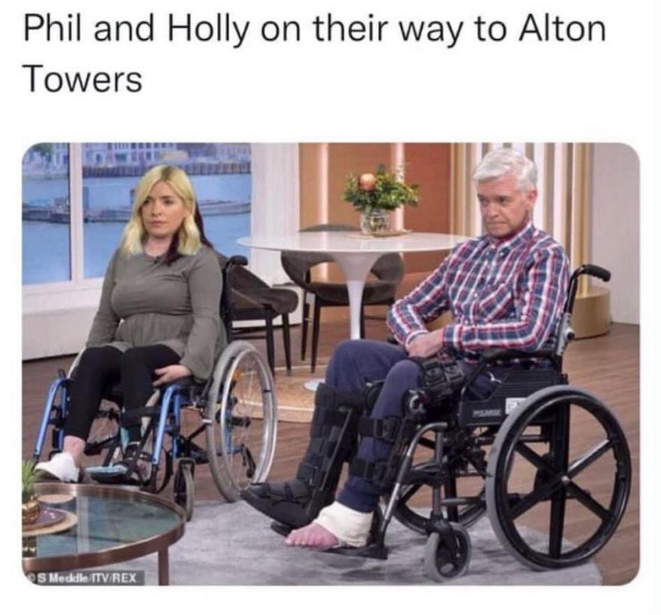 Lewisedge0109's tweet photo. Haha i love these phil and holly memes but every time i see their smug faces… #philschofield #HollyandPhil #QueenElizabeth https://t.co/xhM9hf0juw