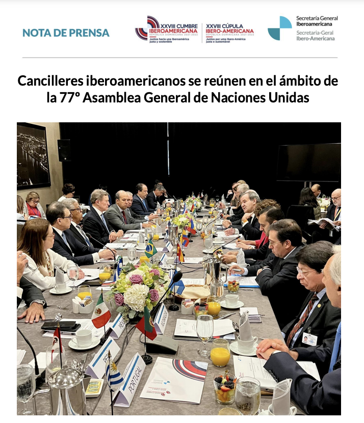 SEGIBdigital's tweet photo. 🗞Durante la #UNGA77, Cancilleres y Rep. de los 2️⃣2️⃣ países de Iberoamérica se han reunido para avanzar en los detalles de la @CumbreIberoA🇩🇴y han ratificado por consenso el nombramiento de la nueva SG de Cooperación, Emb. Lorena Larios, propuesta por🇲🇽.
➡️https://t.co/eAQe89nhzD https://t.co/fsBMUUgjNa