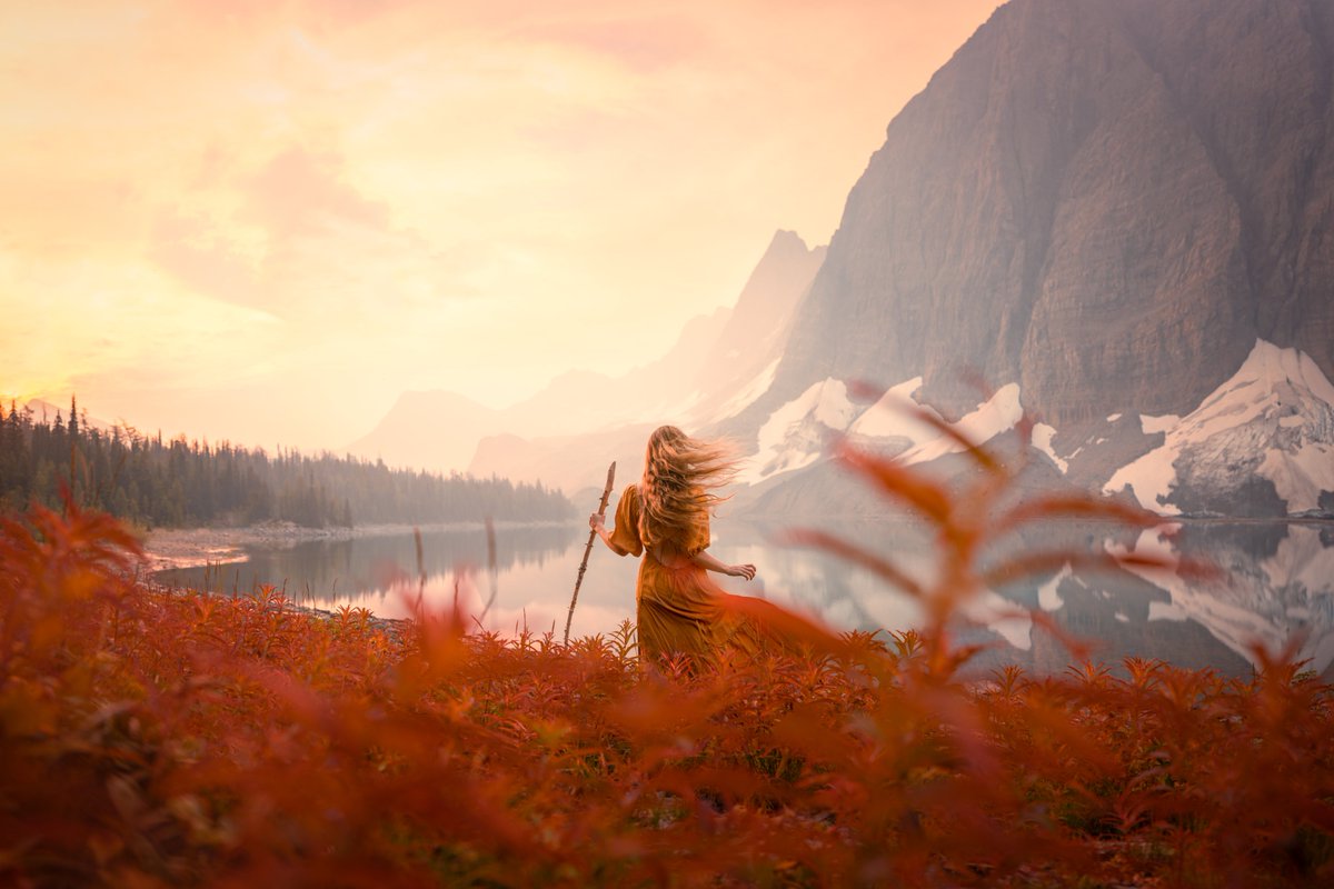 elizabethgadd's tweet photo. "The Whims of Autumn"

Where will this season's venture take you
Oh wandering one?
Pick up your walking stick
And wander with me
Your Imagination

Your feet connected
To the grounding earth
But your eyes lifted
To the heights of the mountains
Your courage strong
To face the... https://t.co/WIX9Aby3AS