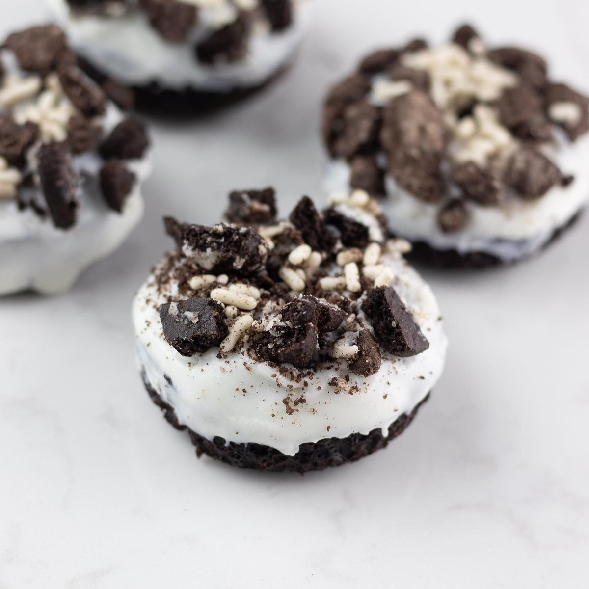 CommissaryShep's tweet photo. @RealDuncanHines | If happiness = baking, then these mini donuts are little bite-sized pieces of joy! ๐ Head to your Commissary to purchase this EPIC kit and whip up your own Cookies & Cream donuts!
@YourCommissary
โข
โข
#duncanhines #dessert #baking #cookiekit #epicbakingkit https://t.co/G2wQcfTra9