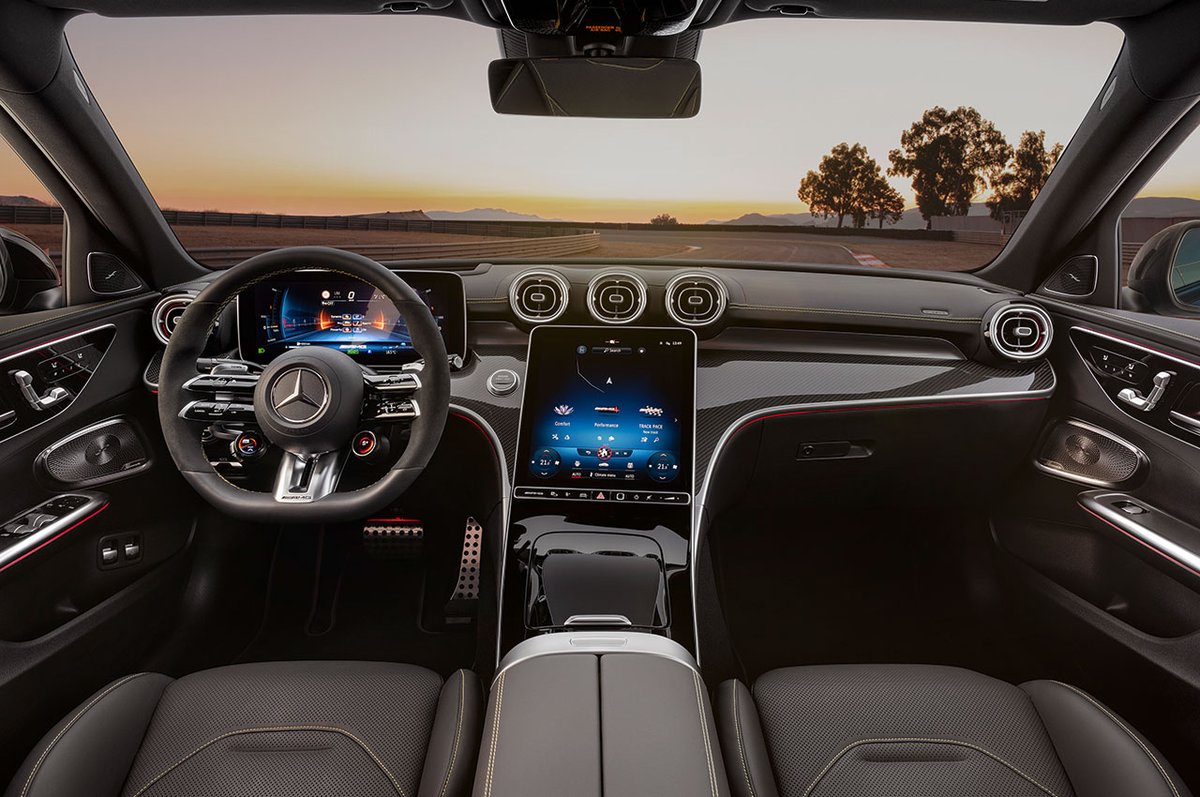 carmedya's tweet photo. Mercedes-AMG, hibrit sisteme sahip Mercedes-AMG C 63 SE Performance modelini online lansman etkinliğiyle tanıttı.
https://t.co/bWHk4sVpqy
#carmedya #mercedes #amg #car #otomobil #c63seperformance @MercedesAMG @MercedesTurkiye https://t.co/8ODYcAjVNL