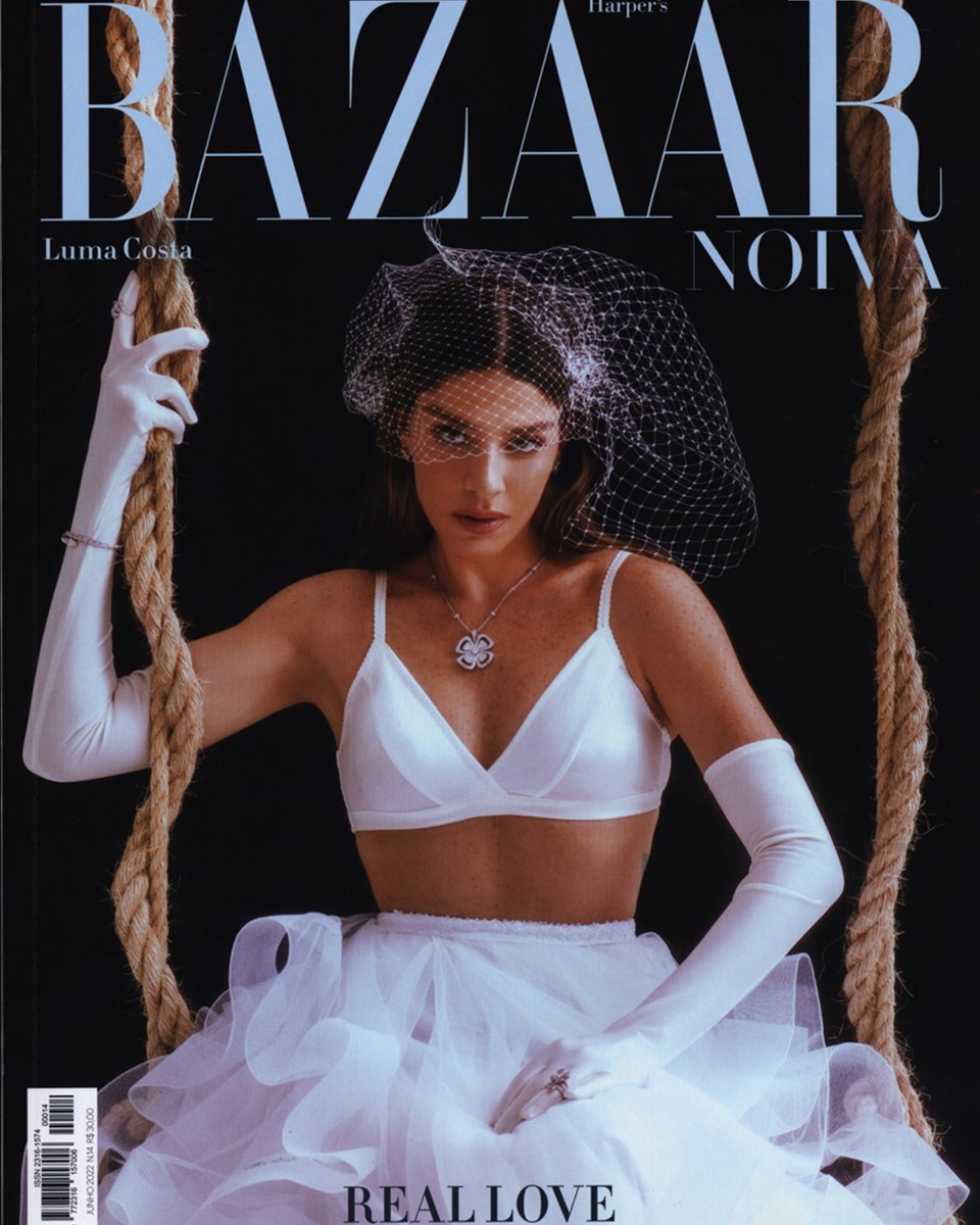 Bulgariofficial's tweet photo. Brazilian actress #LumaCosta looks simply irresistible in her #Bulgari #Fiorever necklace and #Serpenti bracelet in #HarpersBazzar Brazil. #BulgariJewelry https://t.co/d3GpNlY5fY