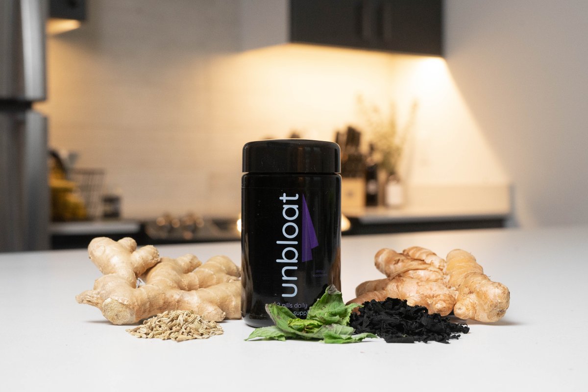 You see beautiful photos for Unbloat.

I see weeks of planning, location falling through less than 24 hours before the shoot, a 6-hour shoot, and lots of editing.

Here is an in-depth look at how we shot photos for Unbloat.

👇👇👇