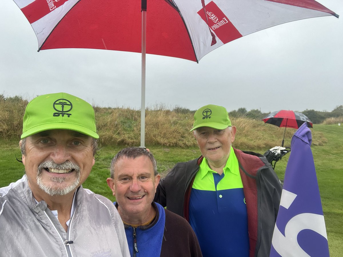 pawait's tweet photo. Rain hasnโt stopped The Last Of The Wirral Wine Boys from a crafty round at Moreton Hills Par 3 course #offthetee #golfwear #affordablefashion #wirral https://t.co/6brUueqRvu