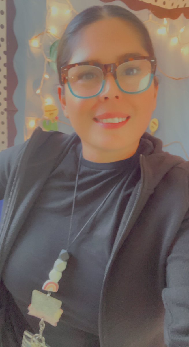 lissarod10's tweet photo. Happy almost #friyay🥳 📌 for 📌 Drop yours ⬇️ share mine 🥰 #teamwork #clearthelist #DonorsChoose #SpecialEducation #AdoptATeacher https://t.co/t0efg1tbSM https://t.co/n4NbdFgGqU