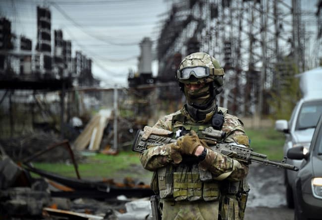 🔴 EN DIRECT
L'armée russe annonce que 10.000 volontaires ont demandé à être mobilisés en Ukraine en 24 heures bfmtv.com/international/…