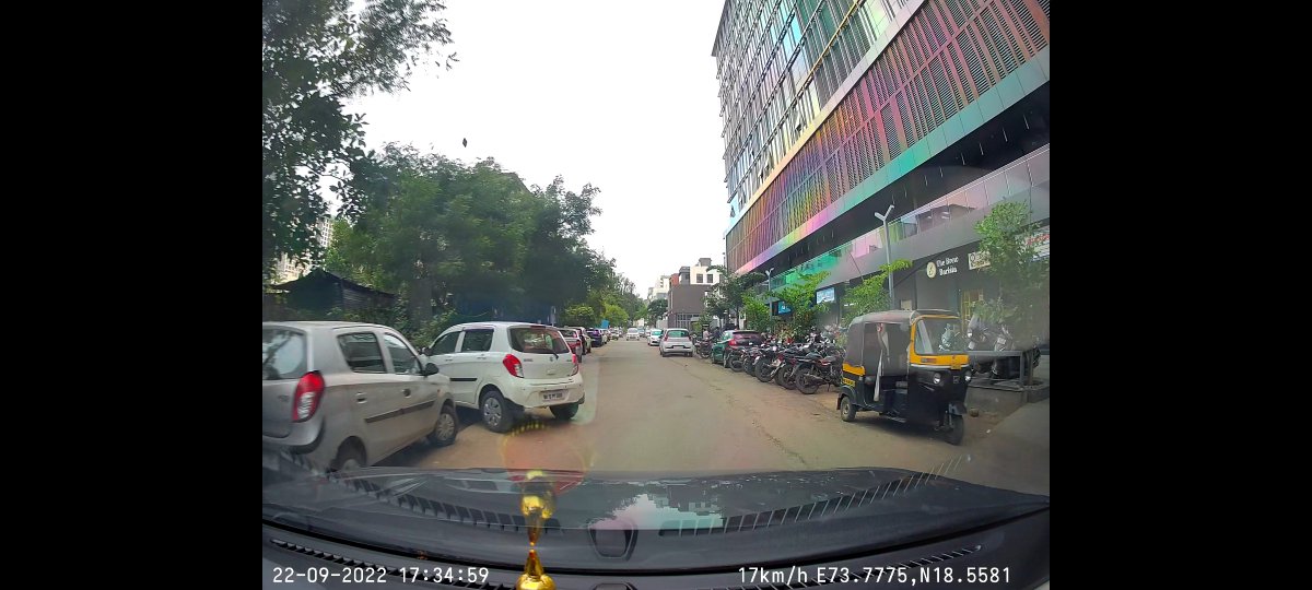 sumit_holey's tweet photo. @PuneCityTraffic @CPPuneCity Some more todays snaps https://t.co/48g0RnDUrd
