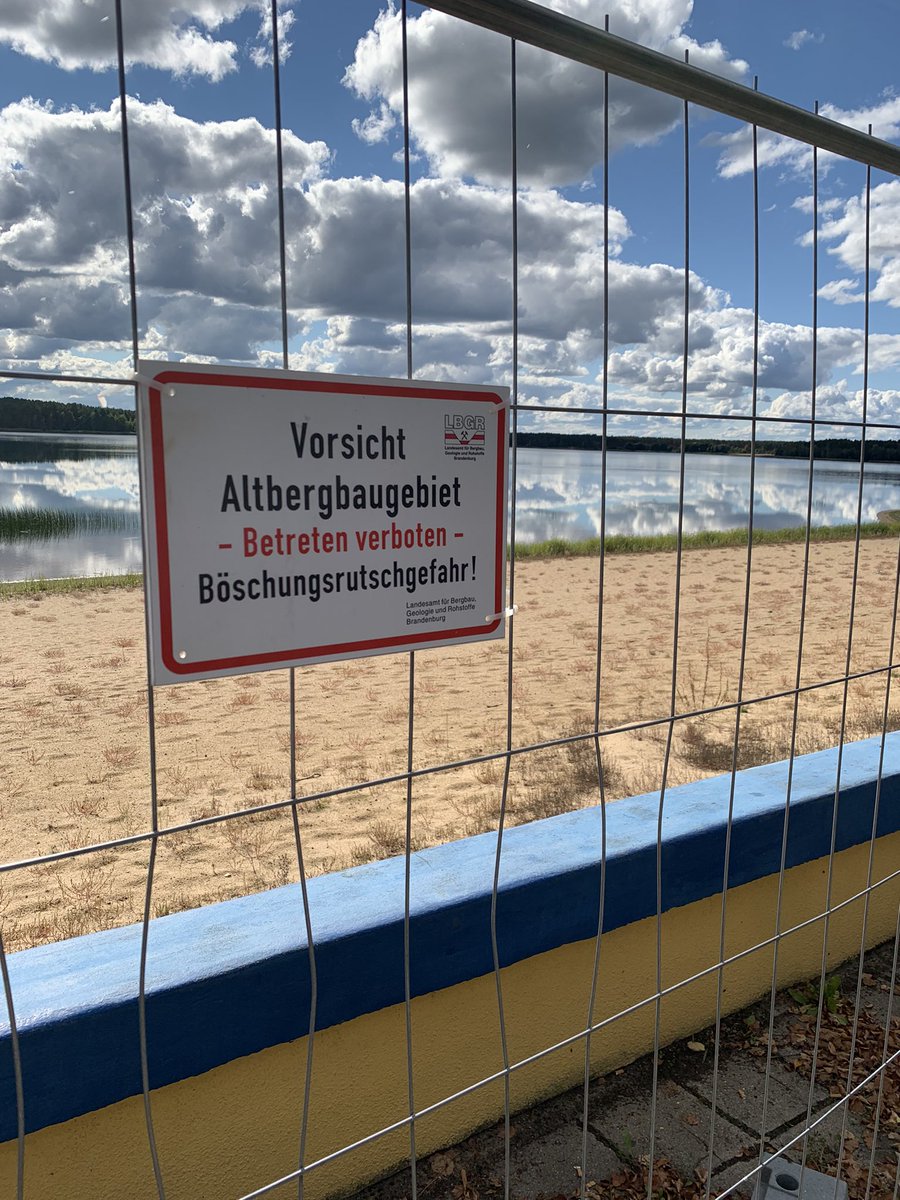 JSyhre's tweet photo. Begleitend schauen wir uns verschiedene Orte des #Wasser in FFO an: Problemsee #Helenesee, vorbildliche Wasserunterhaltung in Pillgram, bergbaubedingte Herausforderungen im Wasserwerk Briesen &amp; die Meisterleistung im Klärwerk. [3] https://t.co/RDl6NdzXos