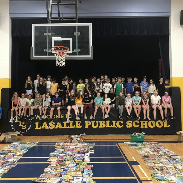 HopeStoryCA's tweet photo. Check out this "Giant Used Book Sale" held at LaSalle Public School (ON) in June!

The $3,000+ raised will help give vulnerable children at #CreationOfHope in #Kenya the chance at an education, food &amp; love they need to thrive!

Learn more:  https://t.co/vxhyvKcsKf

@EricRWalters https://t.co/3mD9MwULBO