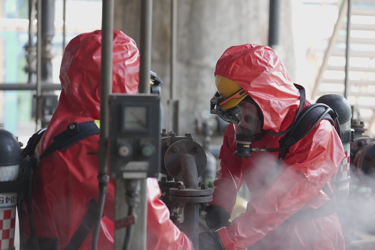 Rokid X-Craft gives experts a full view of the maintenance needs of their machines and remote guidance. It help company reduce the cost of training and create safe working environment.

Book a demo here 👉 bit.ly/3QZabCm
#Rokid #AR #5G