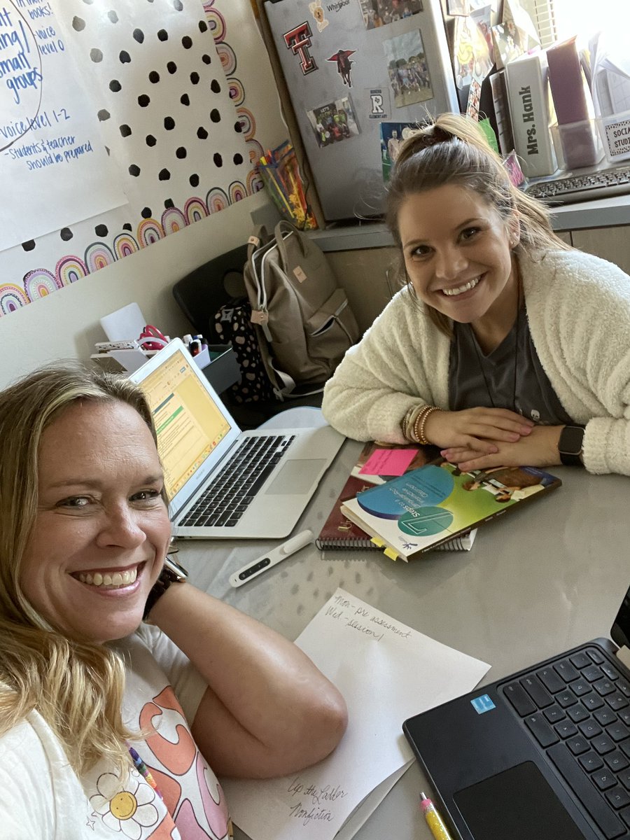 Co planning today to start our first co teaching cycle next week!  So excited! @MrsHank4th <a href="/FISD_EB/">Frisco ISD ESL and Bilingual</a> <a href="/RogersFrisco/">Rogers Elementary</a>