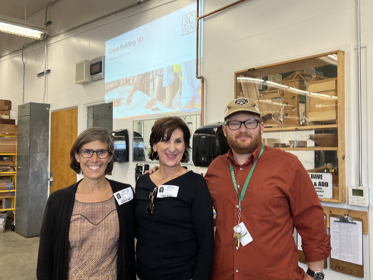 acooper_pc's tweet photo. Thank you to our guest speaker in ⁦@ThousandOaksHS⁩ Architecture Class this morning sharing the importance of Green Design. Students are learning skills to build today for a sustainable tomorrow. Thank you Mr. Bell for this learning opportunity. https://t.co/dJczUH4Bxg
