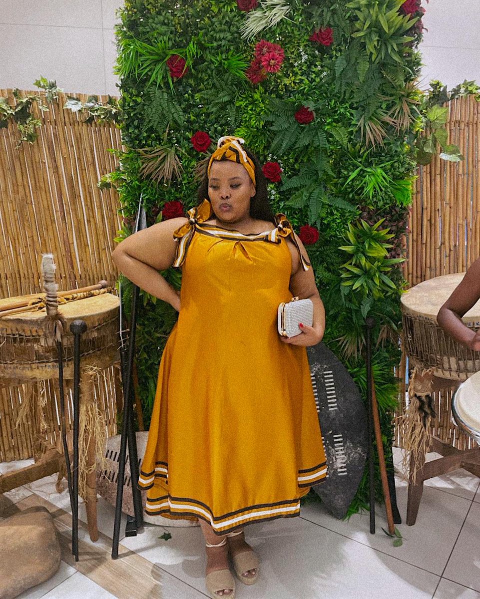 kgware_paballo's tweet photo. Go batla Abuti wa hempe e match’ang this dress 🥹 https://t.co/n0wpZ89bI4