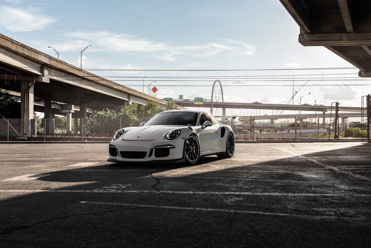 tbuster80's tweet photo. Helluva daily driver.
 #porsche #gt3rs https://t.co/q7NJwPhuBk