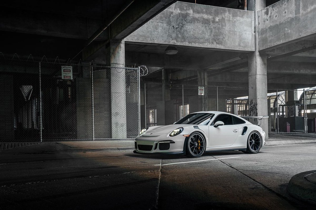 tbuster80's tweet photo. Helluva daily driver.
 #porsche #gt3rs https://t.co/q7NJwPhuBk