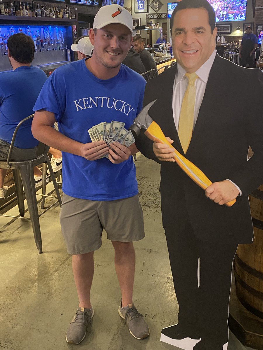 KySportsRadio's tweet photo. Hope to see everyone at Steelers-Bengals tonight @KSBarAndGrille 

This is who won the $500 last week. Could be you this week https://t.co/j9DbAu73Ny