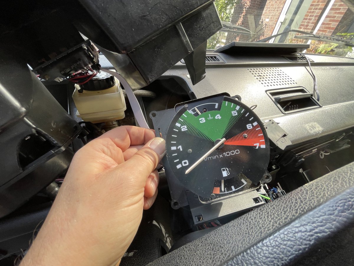 akciddento's tweet photo. And now - in the #vwt3 doka - the new rev counter is installed, cabled and working ! From a gti it’s Mounted inside a custom 3D printed case with a new oem style face and peaks at a hopeful 7k rpm :D https://t.co/ukJIXXe2Lj
