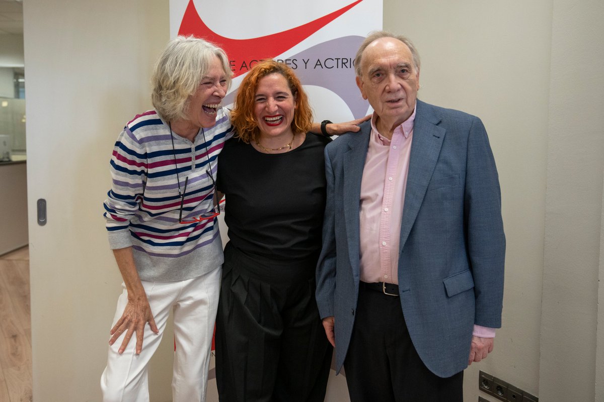 aisge's tweet image. Cómo nos alegra compartir con @SilviadPe y su equipazo la ilusión de esta nueva etapa de nuestros hermanos de la @uniondeactores. El consejero de AISGE @josemanuelseda participó hoy en el acto de bienvenida al nuevo equipo: con tanto talento, energía y buena vibra, ¡a por todas!