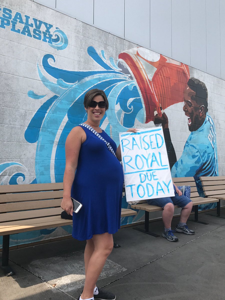 KansasRockets's tweet photo. @Royals At the K on my due date with baby number 4!!  She turned 5 this past Tuesday and any ballfield is her favorite place to be!! https://t.co/SOM5Lo08k5
