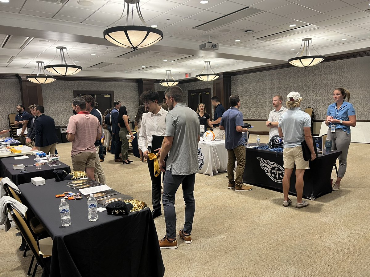 Last night sport industry professionals from 20+ organizations joined us on campus for our Annual Belmont Sport Administration Networking Fair. A big thank you to all who attended and made this incredible night possible!