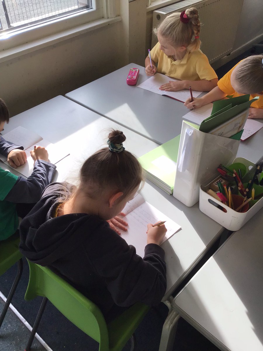 LindenRDCedar's tweet image. @LindenRDCedar #LindenEnglish #LindenHandwriting #proudtobelinden
Some beautiful handwriting this morning- and even some joins! @LindenRoad