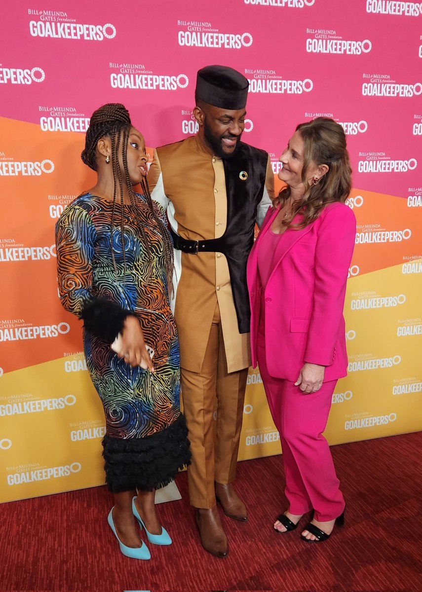Ebuka's tweet photo. Sandwiched by greatness

Chimamanda Ngozi Adichie and Melinda Gates ✊🏾

#Goalkeepers2030 https://t.co/zGQivK8eRR