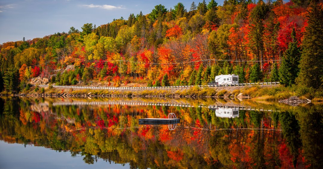 zoleolifeus's tweet photo. Happy #FirstDayOfFall! Go enjoy the crisp air and chase those colors this weekend. 🍂 #ZOLEOlife

#ZOLEO #SOS #outdoortech #noservicenoproblem #safety #adventure #explore #roamfree https://t.co/EeEDnYZksG