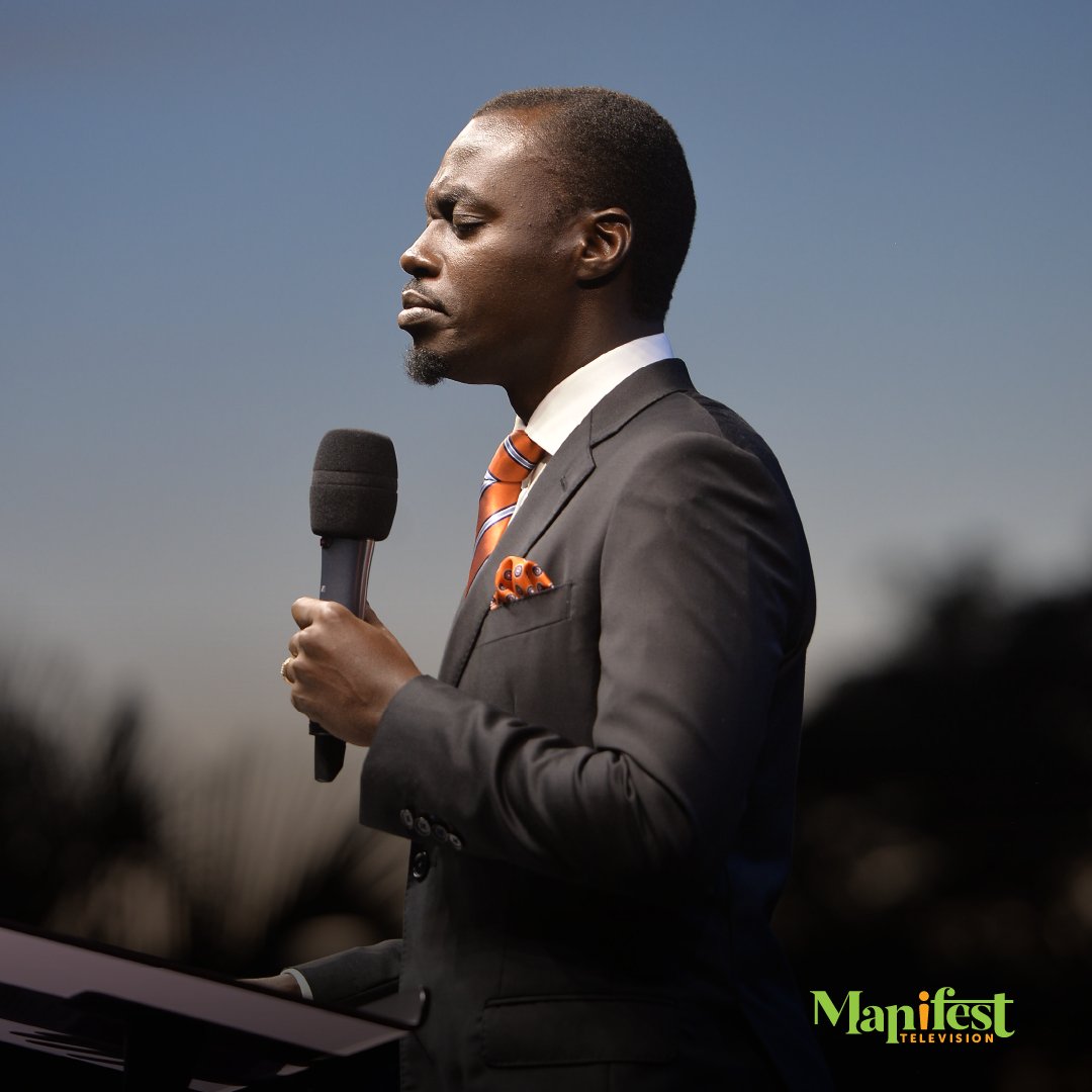 manifest_tvug's tweet photo. From the rising of the sun to the setting of the same, Your Name is to be hallowed, Adonai!

#Worship 
#Phaneroo 
#LiveOnManifestTv https://t.co/7BjX4rDWQv