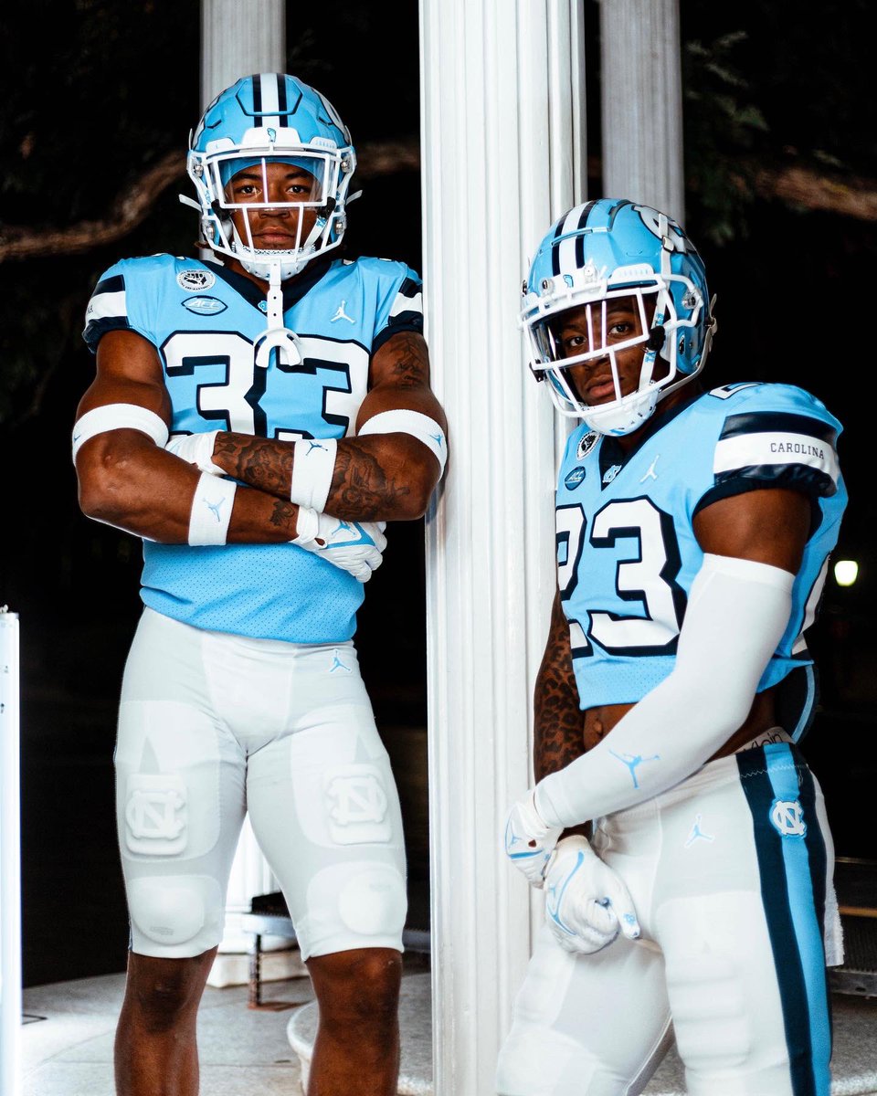UNCFootball's tweet photo. Cleanest unis in the game ❄️

#CarolinaFootball 🏈 #UNCommon https://t.co/fiVFP2hgd6