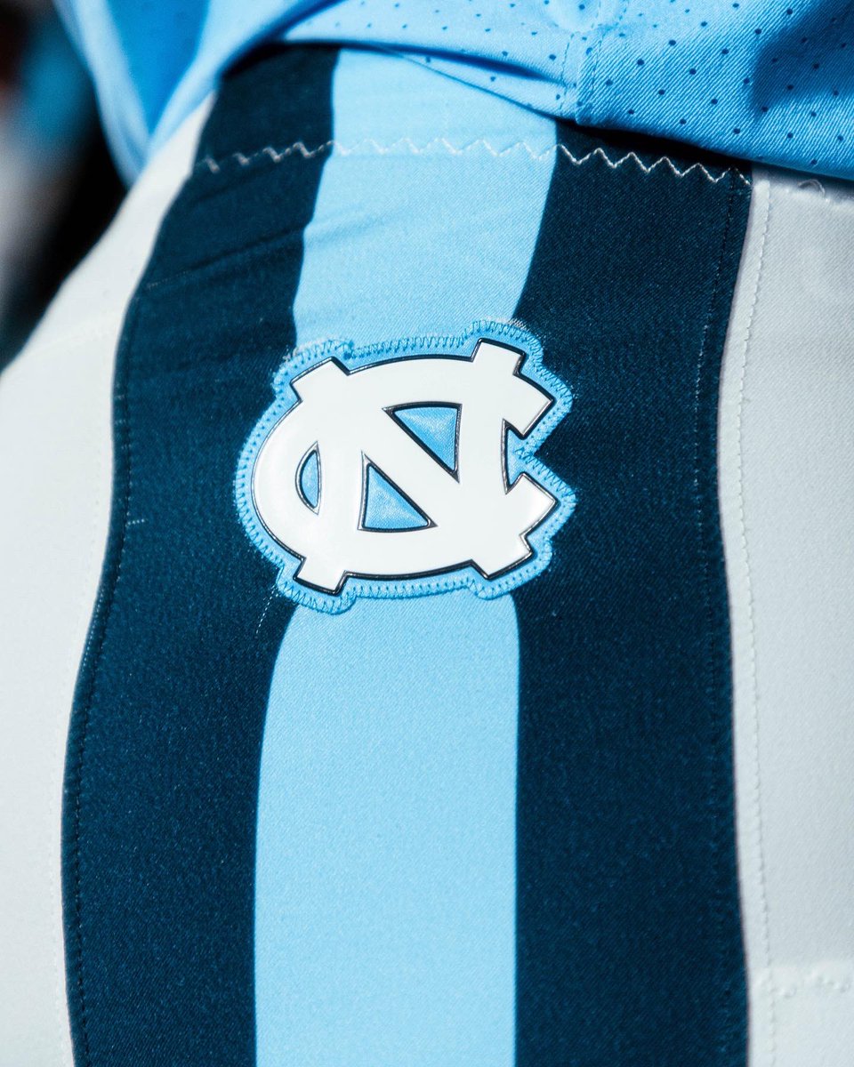 UNCFootball's tweet photo. Cleanest unis in the game ❄️

#CarolinaFootball 🏈 #UNCommon https://t.co/fiVFP2hgd6